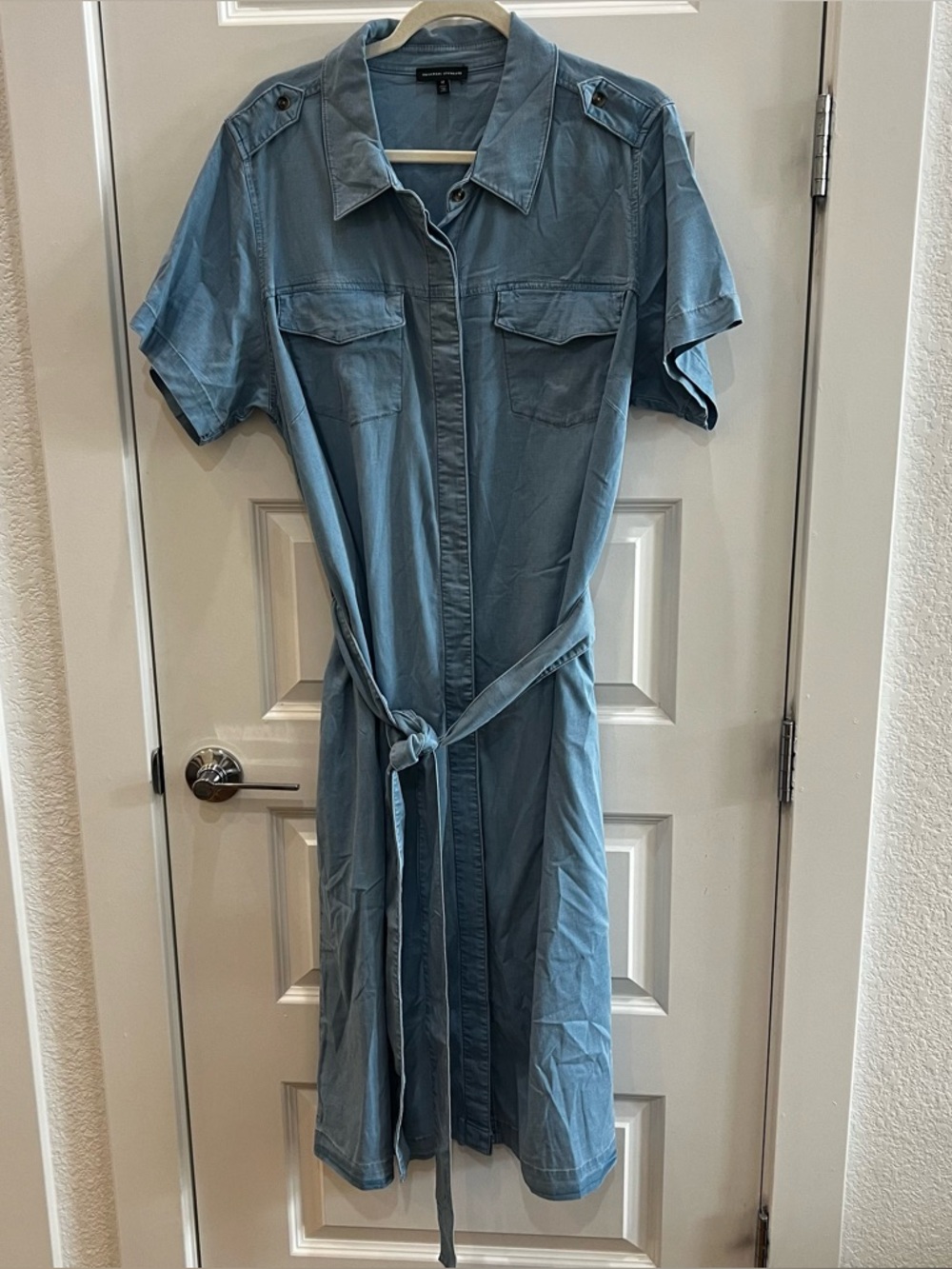 Universal Standard Perfect Chambray Savannah Shirtdress - Morning Blue - Picture 2 of 5